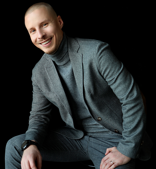 Александр Митрофанов